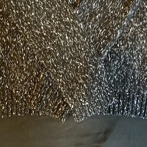 Club Monaco sweater in black size xs, perfect condition - Picture 9 of 10